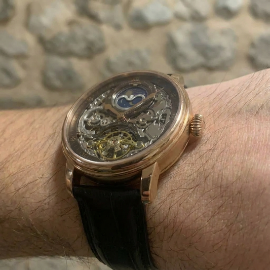 KINYUDE  Automático Skeleton Concha rosa + rosto preto + cinto de couro